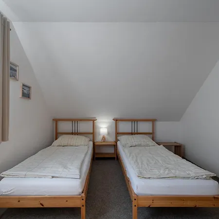 Happy Klinovec Apartment